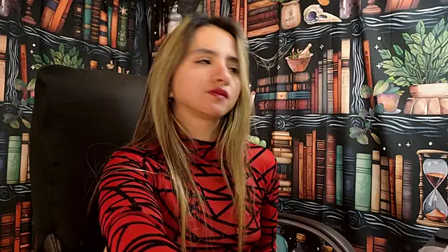 Snapshot of julietta___jackson chatting on February 2025 02:18:01 AM julietta jackson online show from February 2025 02:18:01 AM
