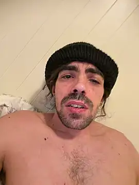 wolfwhite95 online show from April 2026 10:50:02 PM