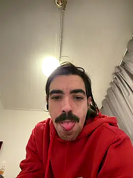 wolfwhite95 online show from November 2025 10:43:02 PM