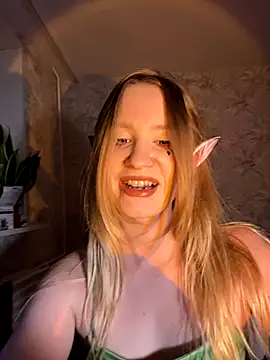 saint cat25 online show from October 2025 06:05:01 PM