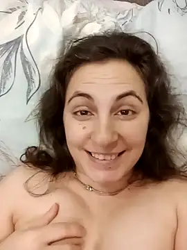 Snapshot of ShelaDiass chatting on December 2025 04:09:01 PM ShelaDiass online show from December 2025 04:09:01 PM