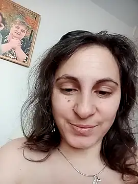 Snapshot of ShelaDiass chatting on January 2026 06:39:01 AM ShelaDiass online show from January 2026 06:39:01 AM