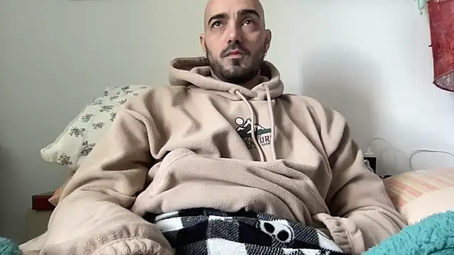 Snapshot of alessandromori91 chatting on February 2026 08:26:02 AM alessandromori91 online show from February 2026 08:26:02 AM