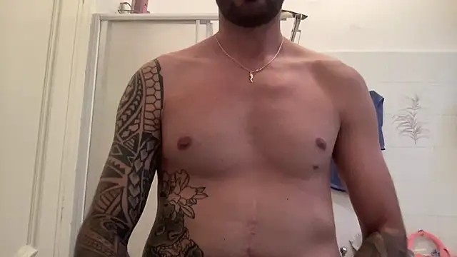 alessandromori91 online show from June 2026 05:51:02 PM
