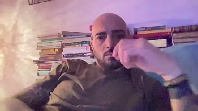 alessandromori91 online show from April 2026 09:44:01 PM