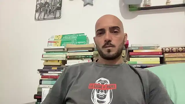 alessandromori91 online show from May 2026 11:08:01 PM