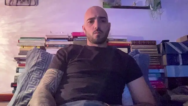 alessandromori91 online show from March 2026 10:11:01 PM