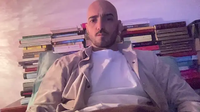 alessandromori91 online show from April 2026 08:04:01 PM