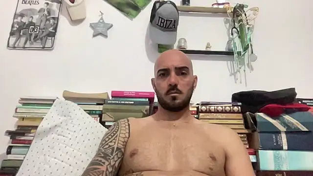 alessandromori91 online show from May 2026 08:27:02 PM