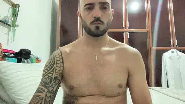 alessandromori91 online show from June 2026 12:12:02 AM
