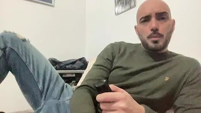 Snapshot of alessandromori91 chatting on January 2026 09:40:02 PM alessandromori91 online show from January 2026 09:40:02 PM