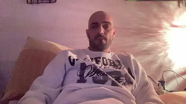 Snapshot of alessandromori91 chatting on February 2026 10:11:01 PM alessandromori91 online show from February 2026 10:11:01 PM