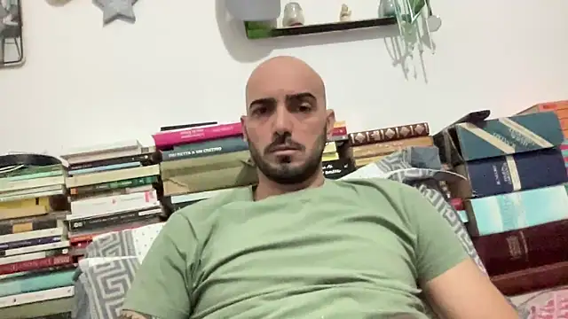 alessandromori91 online show from March 2026 04:35:01 PM