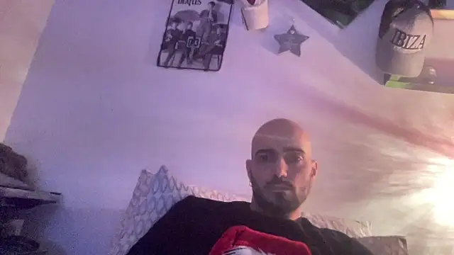 Snapshot of alessandromori91 chatting on February 2026 10:18:02 PM alessandromori91 online show from February 2026 10:18:02 PM