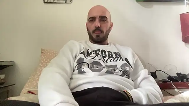 Snapshot of alessandromori91 chatting on January 2026 01:48:01 PM alessandromori91 online show from January 2026 01:48:01 PM