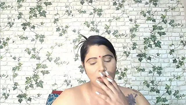 XIndianintimacy online show from February 2025 08:33:02 PM