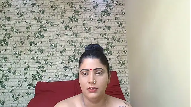 XIndianintimacy online show from November 2025 05:17:01 PM