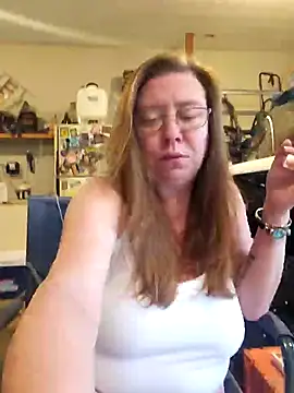 MsShelby40 online show from April 2026 10:01:01 PM