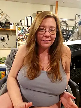 MsShelby40 online show from December 2025 09:54:02 PM