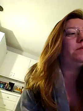 Snapshot of MsShelby40 chatting on December 2024 10:32:02 PM MsShelby40 online show from December 2024 10:32:02 PM