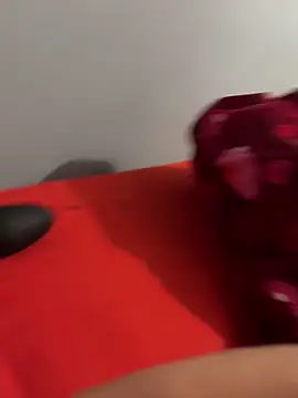 enzomlt online show from December 2025 02:01:01 AM