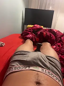 enzomlt online show from December 2025 01:22:01 AM