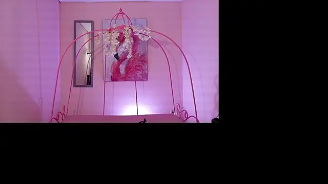 Snapshot of Violetta_Suky chatting on February 2025 01:55:02 PM Violetta Suky online show from February 2025 01:55:02 PM