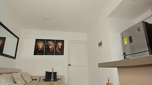 smit hot sr online show from March 2025 06:26:02 AM