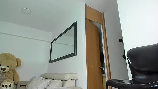 Snapshot of smit_hot_sr chatting on January 2026 04:27:02 AM smit hot sr online show from January 2026 04:27:02 AM