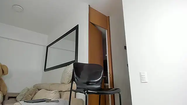 Snapshot of smit_hot_sr chatting on January 2026 03:32:01 AM smit hot sr online show from January 2026 03:32:01 AM