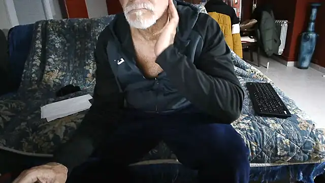 Snapshot of maduroguapo chatting on March 2025 09:52:02 PM maduroguapo online show from March 2025 09:52:02 PM