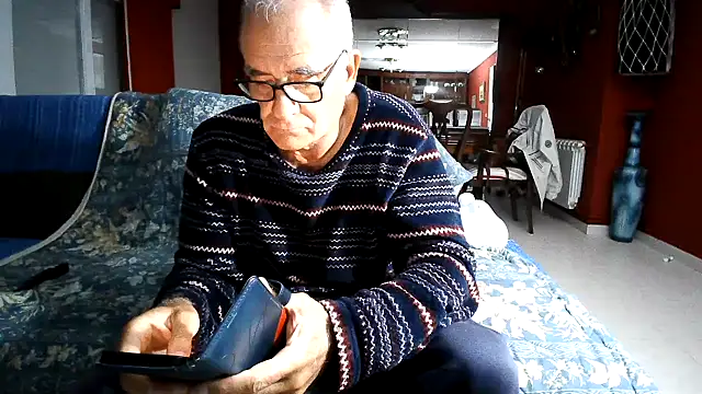 Snapshot of maduroguapo chatting on November 2025 09:40:01 PM maduroguapo online show from November 2025 09:40:01 PM