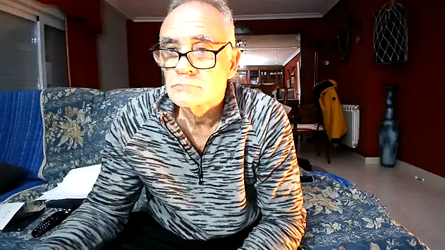 Snapshot of maduroguapo chatting on November 2025 09:59:01 PM maduroguapo online show from November 2025 09:59:01 PM