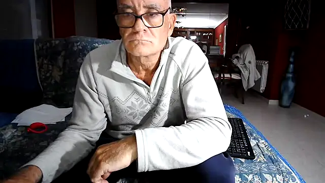 Snapshot of maduroguapo chatting on November 2025 10:14:01 PM maduroguapo online show from November 2025 10:14:01 PM