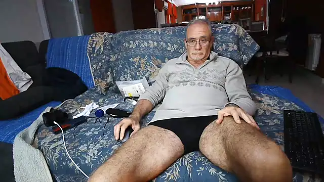 Snapshot of maduroguapo chatting on March 2025 11:00:02 PM maduroguapo online show from March 2025 11:00:02 PM