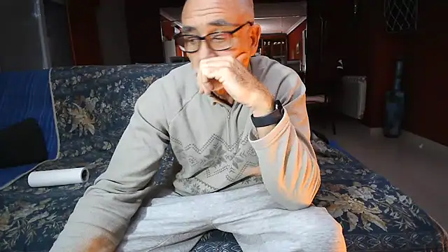 Snapshot of maduroguapo chatting on March 2025 09:57:01 PM maduroguapo online show from March 2025 09:57:01 PM