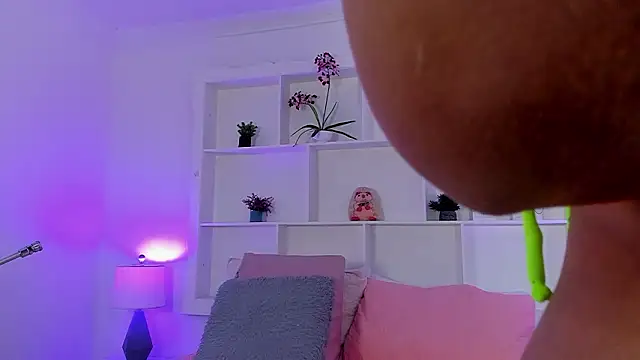 Jenifer Diaz online show from March 2026 03:17:01 PM