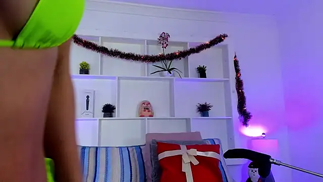 Jenifer Diaz online show from December 2025 12:55:01 PM