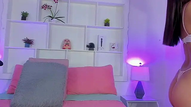 Jenifer Diaz online show from April 2026 12:40:02 PM