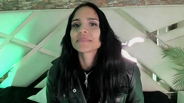 sophie pariss online show from December 2025 02:58:02 AM