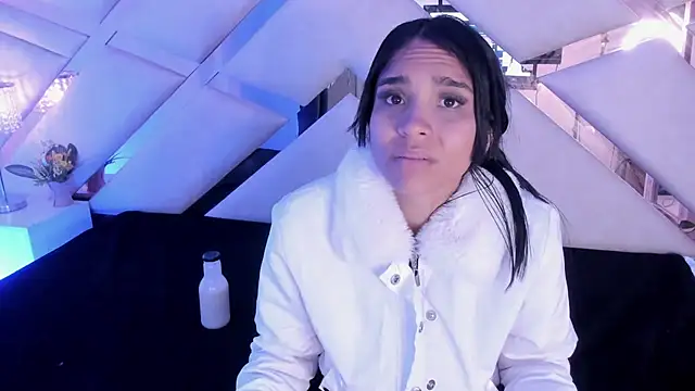 sophie pariss online show from December 2025 03:38:02 AM