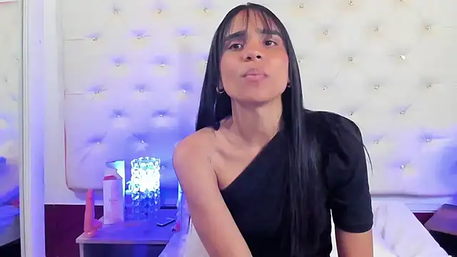sophie pariss online show from March 2025 07:05:02 AM
