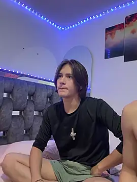 Alex and Fabian online show from January 2026 04:49:02 AM