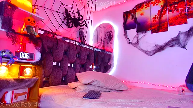 Snapshot of Alex_and_Fabian chatting on November 2025 09:07:01 PM Alex and Fabian online show from November 2025 09:07:01 PM