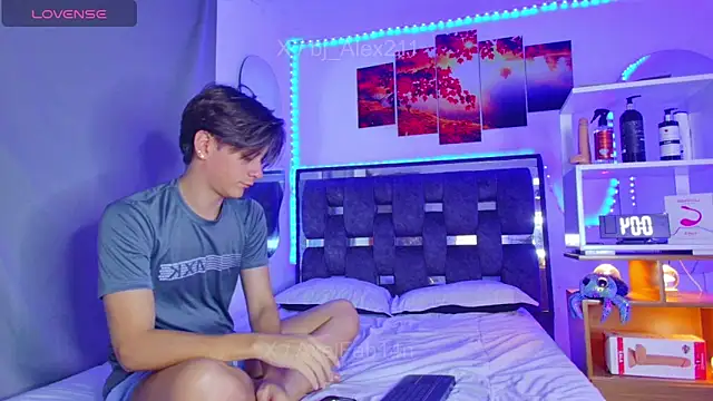 Alex and Fabian online show from June 2026 08:30:01 PM