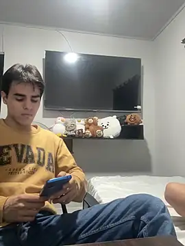 Alex and Fabian online show from December 2025 04:47:02 AM