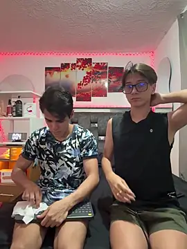 Alex and Fabian online show from May 2026 02:00:01 AM