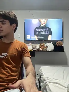 Alex and Fabian online show from December 2025 05:01:02 AM