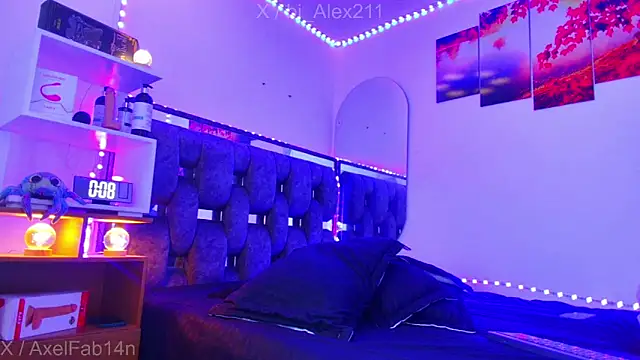 Snapshot of Alex_and_Fabian chatting on November 2025 08:35:02 PM Alex and Fabian online show from November 2025 08:35:02 PM