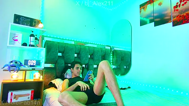 Snapshot of Alex_and_Fabian chatting on November 2025 08:57:02 PM Alex and Fabian online show from November 2025 08:57:02 PM